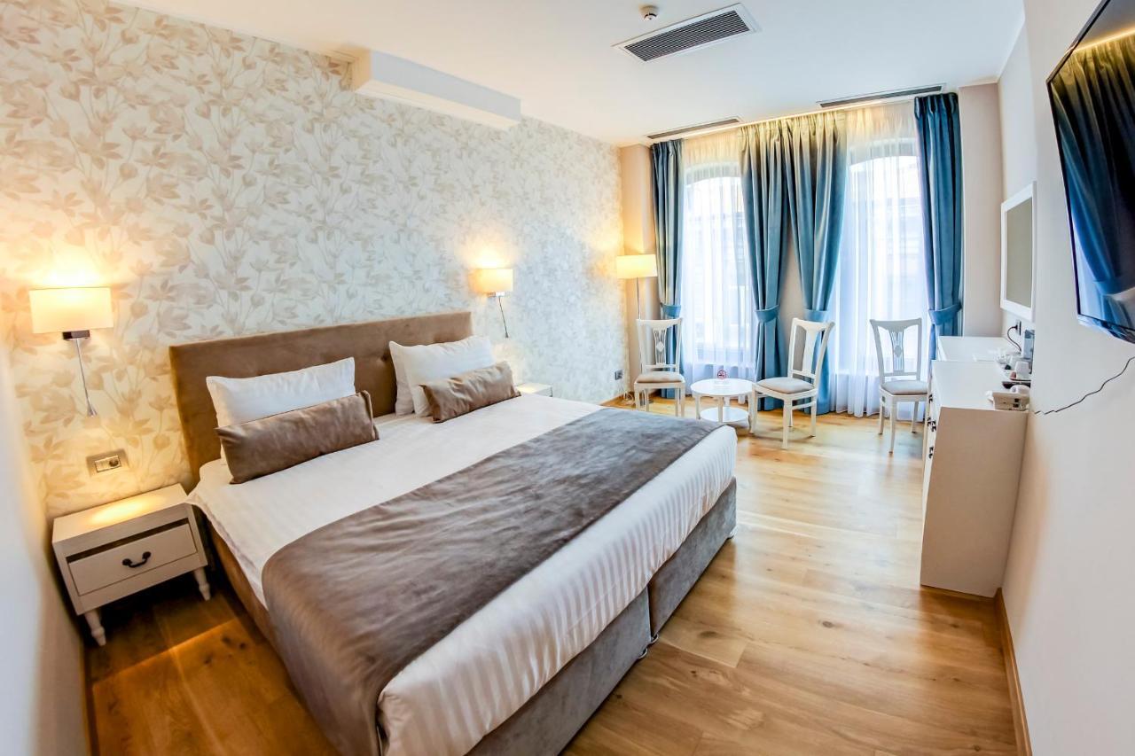 New Era Hotel Old Town Bucharest Parking With Fee Nearby Exterior foto